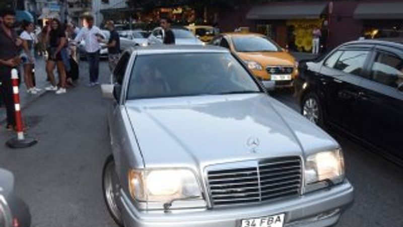 Fahriye Evcen'e göre, Burak Özçivit tükenmedi