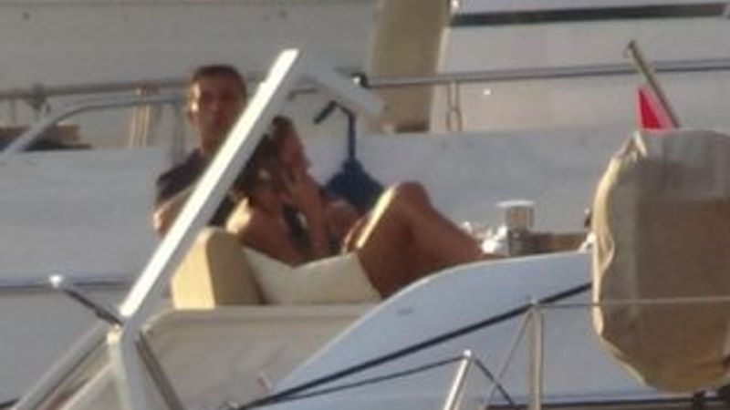 Emina Jahovic Mustafa Sandal'ı azarladı