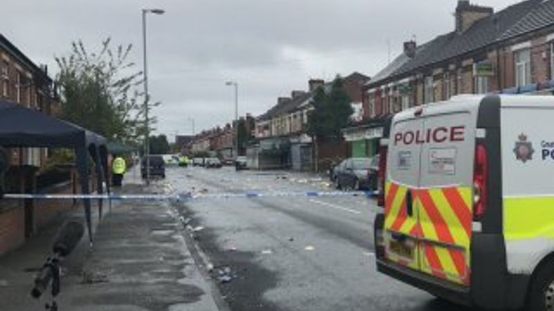 Manchester’da silahlı saldırı: 10 yaralı