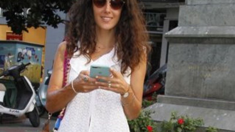 Cansu Tosun: Tebriklere yetişemiyorum