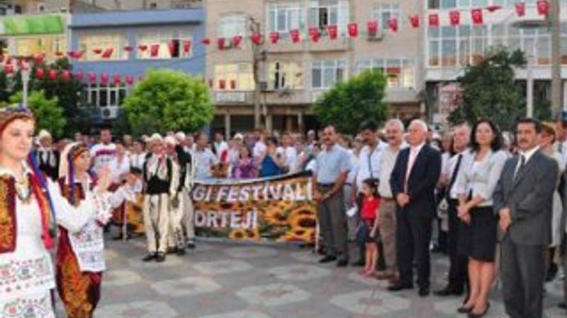 Hayrabolu 28. Ayçiçeği Festivali başladı