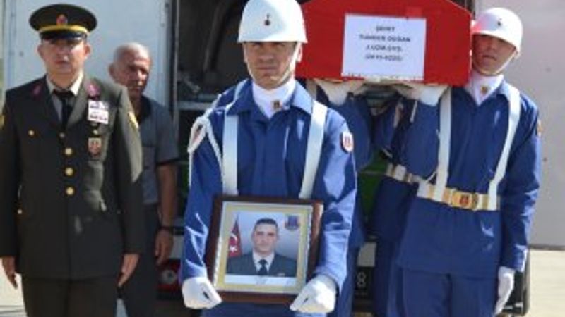 Adıyaman şehidi toprağa verildi