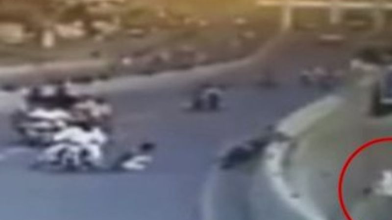 Hatalı sollama sürücüyü köprüden aşağı düşürdü