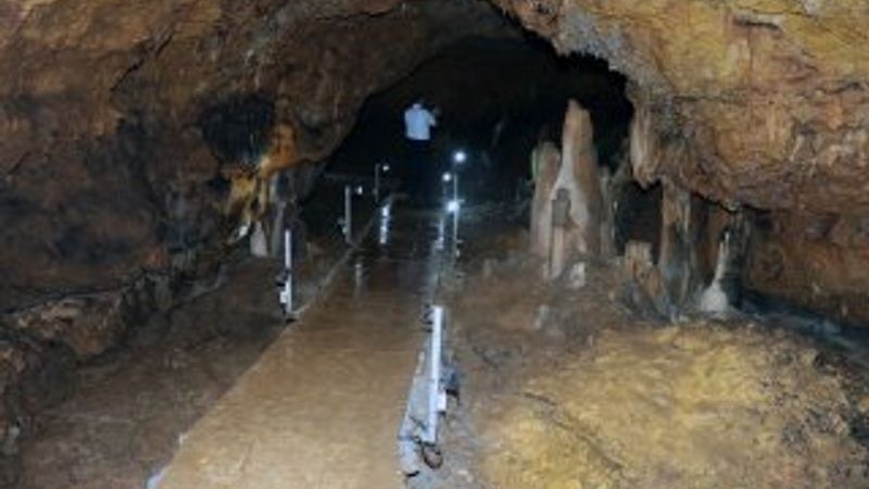 İncesu Mağarası ziyaretçilerini büyülüyor