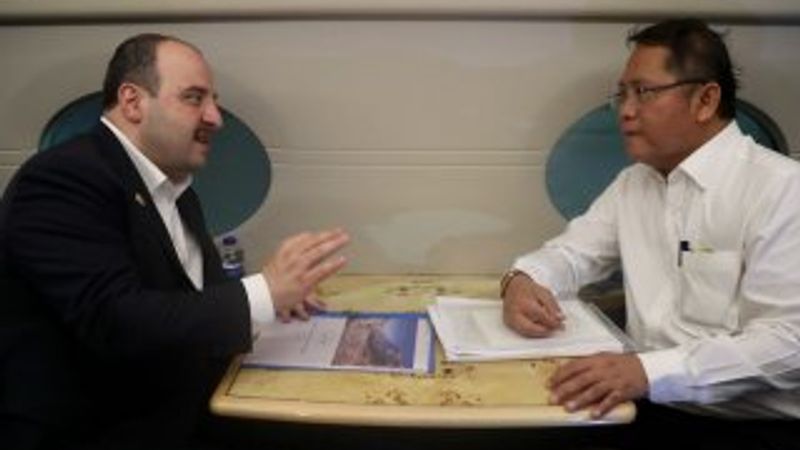 Bakan Varank'ın yoğun diplomasi trafiği