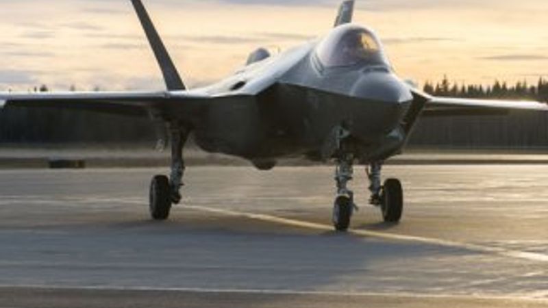 ABD Heyeti'ne F-35 için 'ortağız' karşılığı verildi