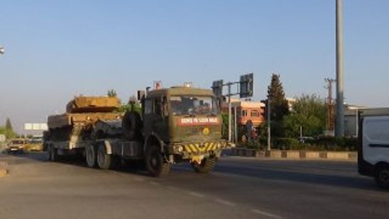 Suriye sınırına askeri sevkiyat