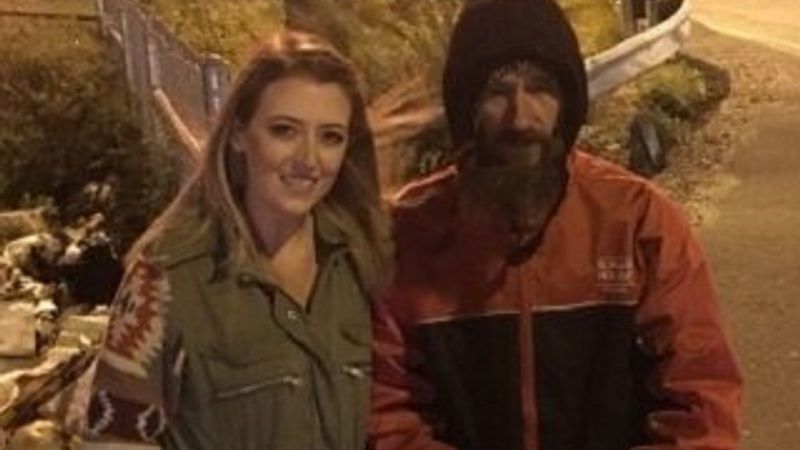 Evsiz adamın parasını çalan çifte dava