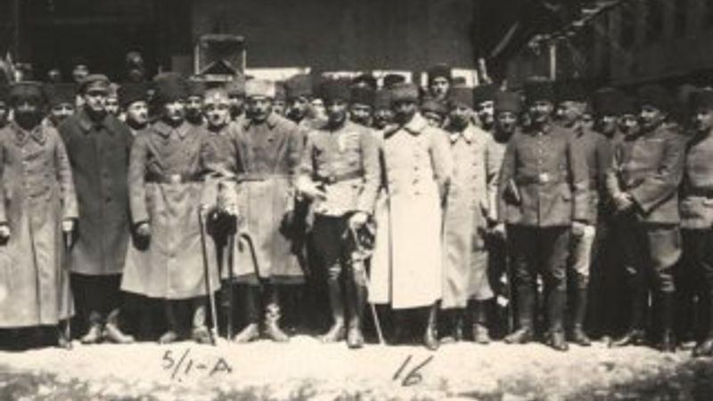 30 Ağustos’un 33 kumandanı