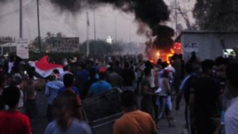 Iraklılar ABD'nin müdahalesini protesto etti