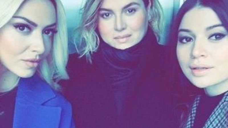 Hadise kardeşlerinden iyice uzaklaşıyor