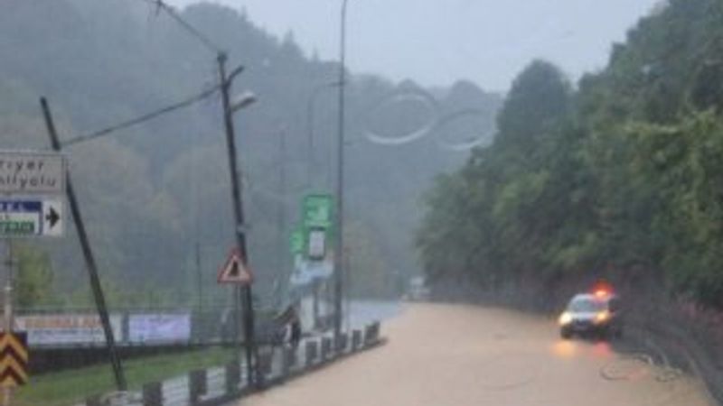 Sarıyer Tüneli sel nedeniyle kapandı