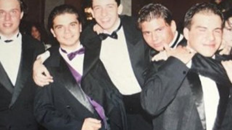 Kenan Doğulu'nun lise mezuniyeti