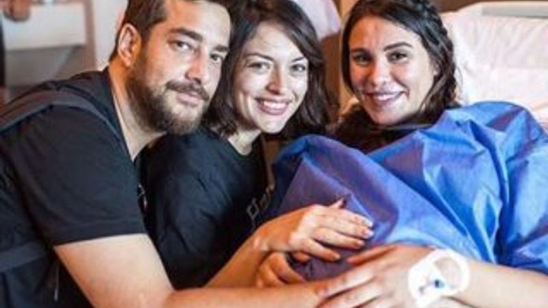 Şükran Ovalı doğum fotoğraflarını paylaştı