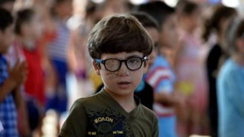 İdlib'de okula giden çocuklar