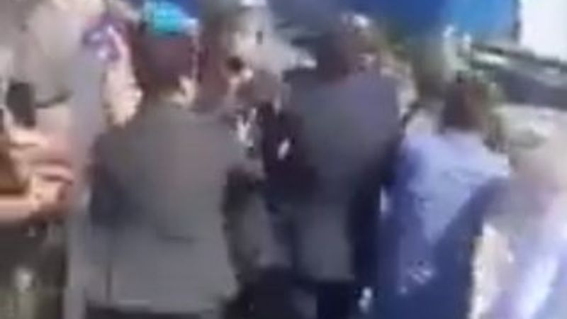 İyi Partili vekil jandarmanın üzerine yürüdü