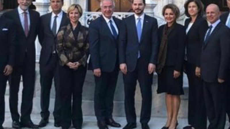 TÜSİAD heyeti Berat Albayrak'la görüştü
