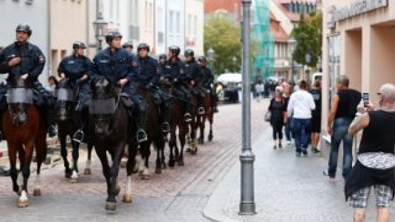 Almanya'da PKK yanlılarının gösterilerine yasak