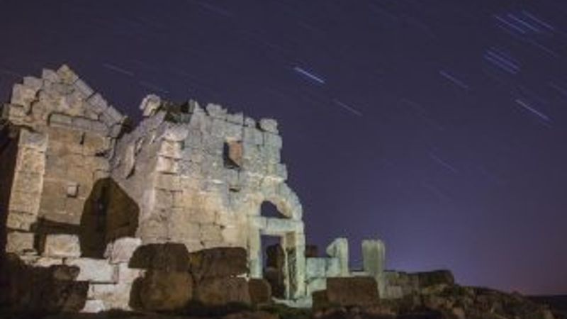 Zerzevan Kalesi yıl boyu objektiflere yansıyacak