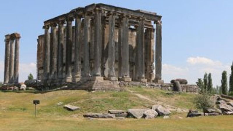 İkinci Efes'te kayıklar yüzdürülecek