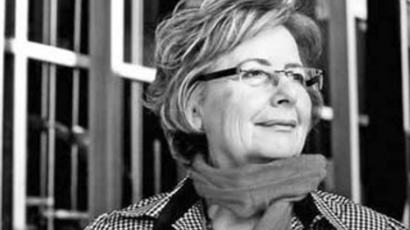 İpek Çalışlar okuyucularıyla buluşuyor