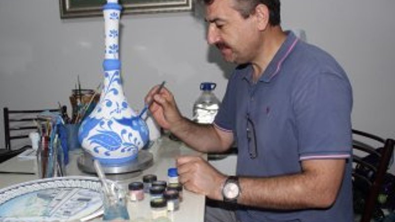 Çiniciliğe başlayan bırakamıyor