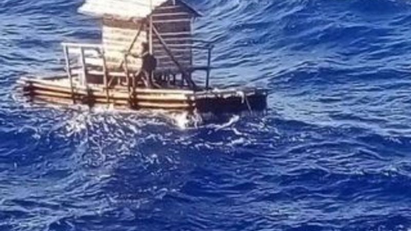 49 gün okyanusta sürüklenen balıkçı kurtarıldı