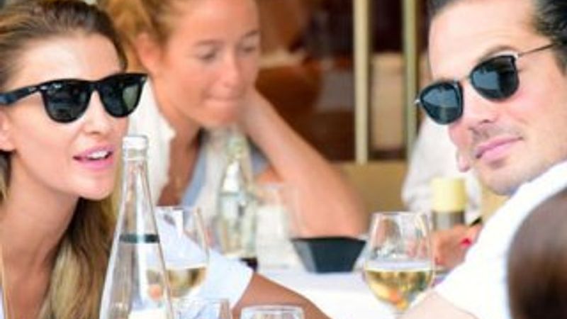 Özge Ulusoy'un sevgilisi Türkiye'de