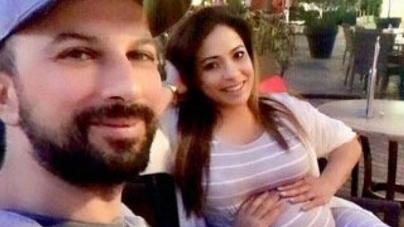 Tarkan'dan eşine 3 yardımcı