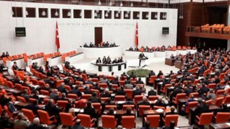 CHP, Meclis'teki oturma düzenine taktı