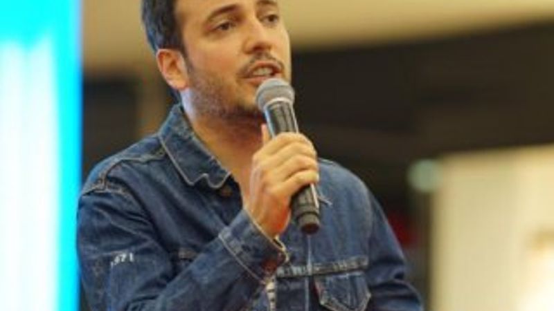 Oğuzhan Koç protez saç yaptırdı