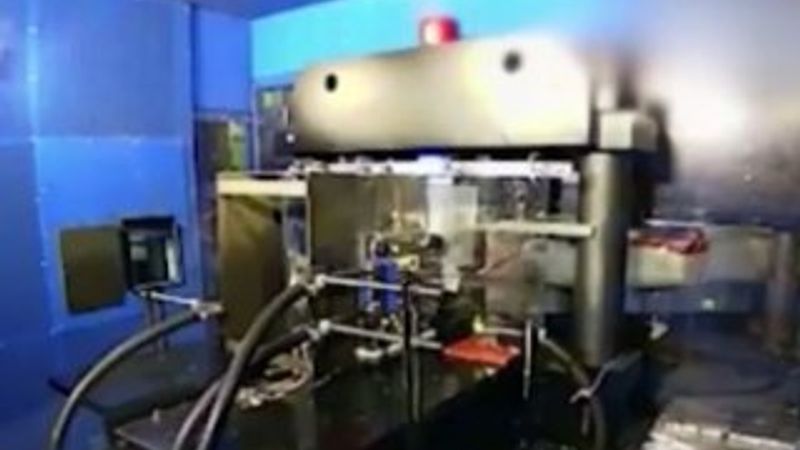 Dünyanın en güçlü mıknatısı deneyi