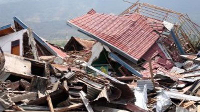 Endonezya acil yardım bekliyor