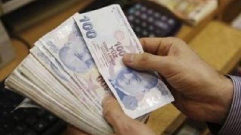 Memur ve emekli maaşlarına enflasyon farkı ve zam