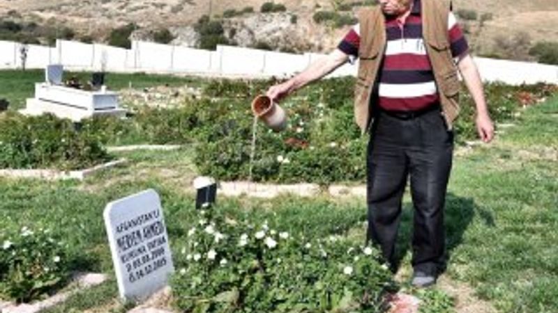 İzmir'de kimsesiz mülteciler mezarlığı: 412 numaralı ada