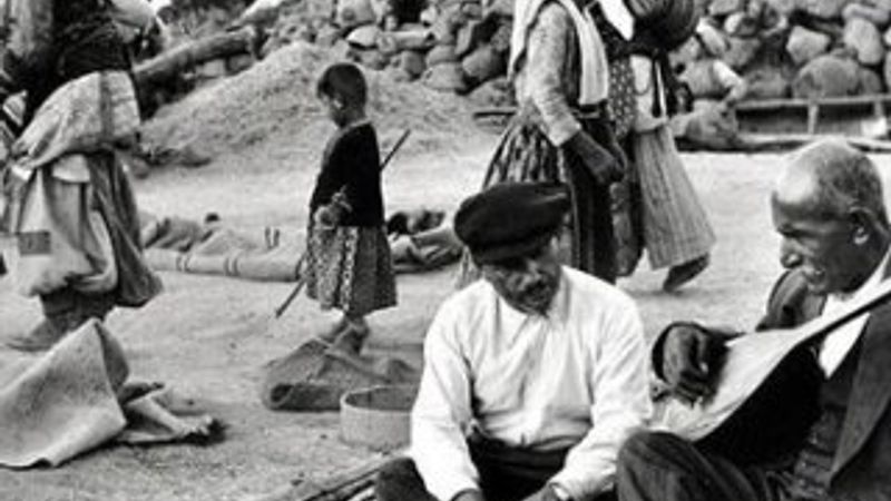 Bugün Aşık Veysel'in 124'üncü doğum günü