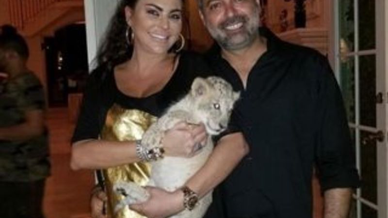 Süreyya Yalçın eşine tır aldı