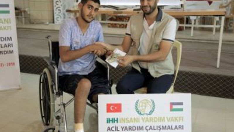 Gazzeli yaralılara maddi yardım