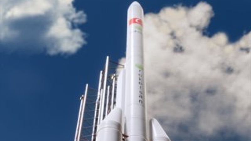 'Mikro Uydu Fırlatma Sistemi' için imzalar atıldı