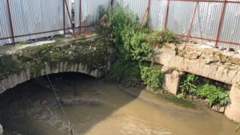 Bin 500 yıllık köprünün kaderi belirsiz