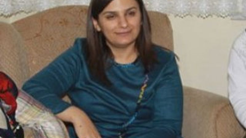 Eski valinin eşine ev hapsi