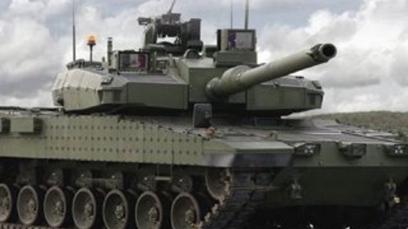 Altay tankı için imzalar atıldı