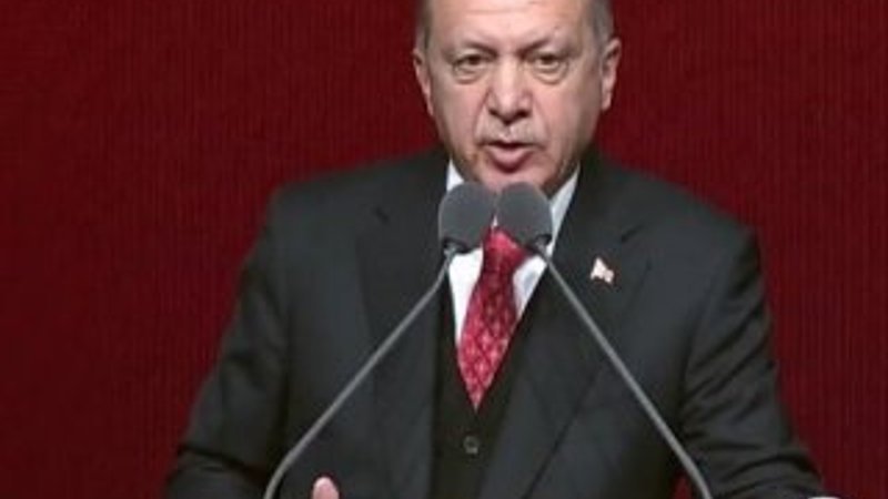 Başkan Erdoğan'ın Türkçe ezan çıkışı