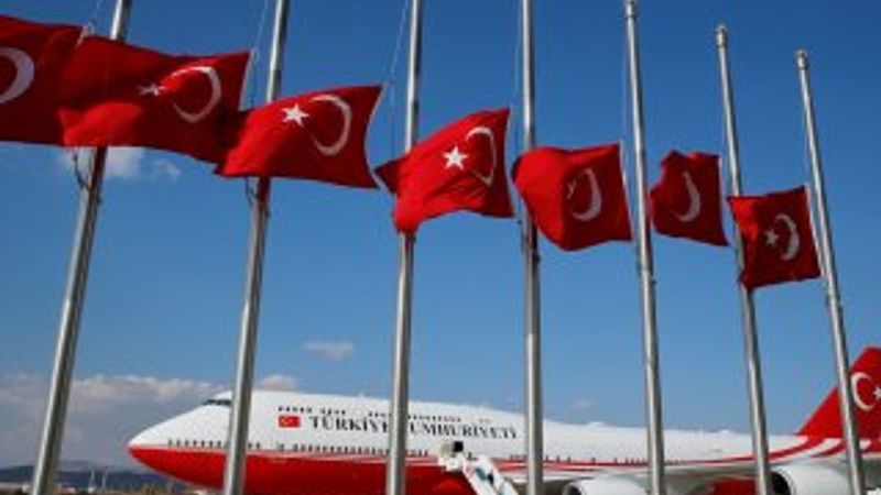 Cumhurbaşkanı Erdoğan Fransa'ya gitti