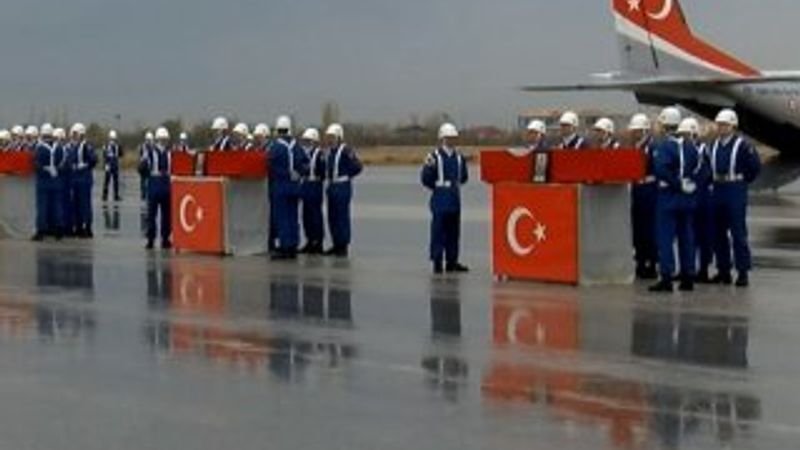 Hakkari şehitlerine veda