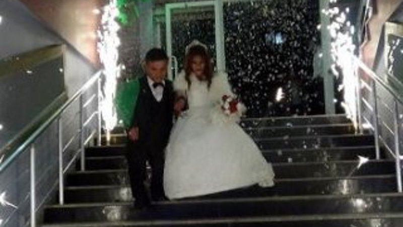 Sosyal medyadan tanışıp, murada erdiler