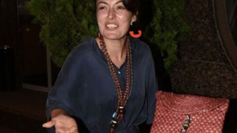 Ezgi Mola sosyal medyada dua etti