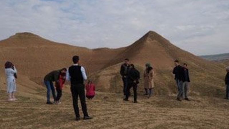 Batman'da piramit tepeleri merak uyandırıyor