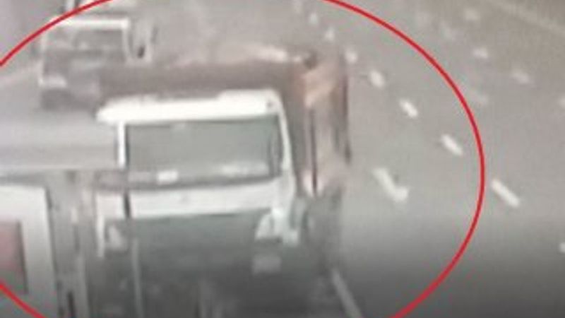 Direksiyon başında rahatsızlanan şoför faciayı önledi