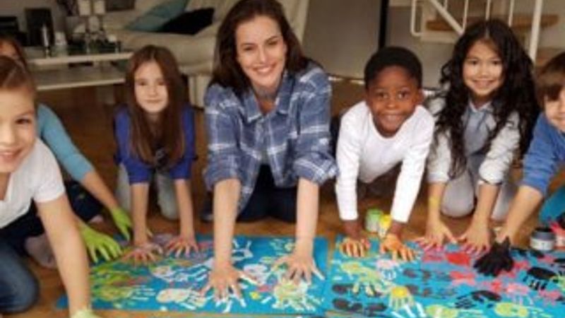 Fahriye Evcen Özçivit çocuklarla buluştu